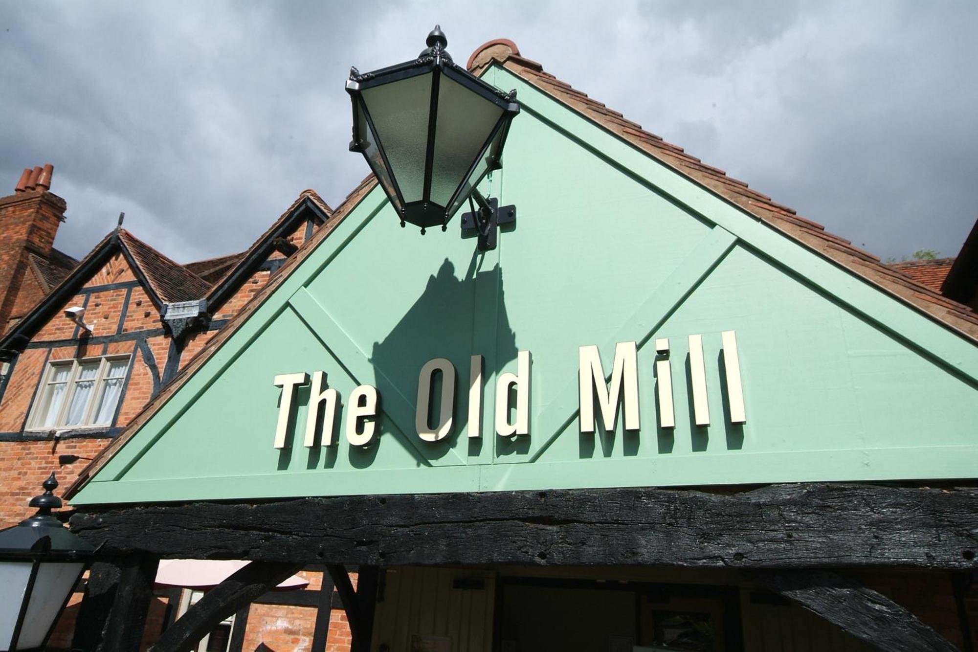 Old Mill By Chef & Brewer Collection 호텔 베이징턴 외부 사진